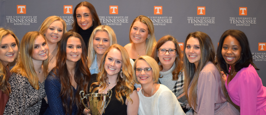 Delta Zeta Members Win Chapter of the Year at 2020 Fraternal Excellence Awards